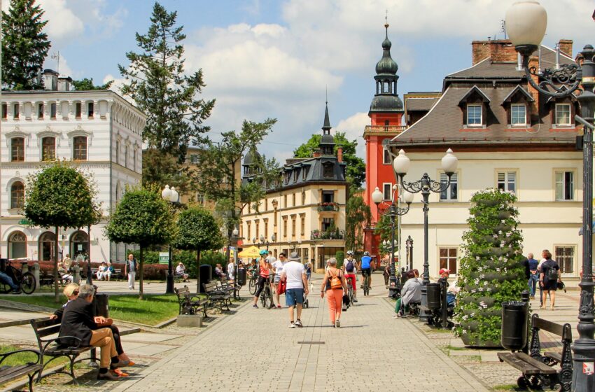  WONDERLAND 2025 – Atlantyda Światła w Cieplicach