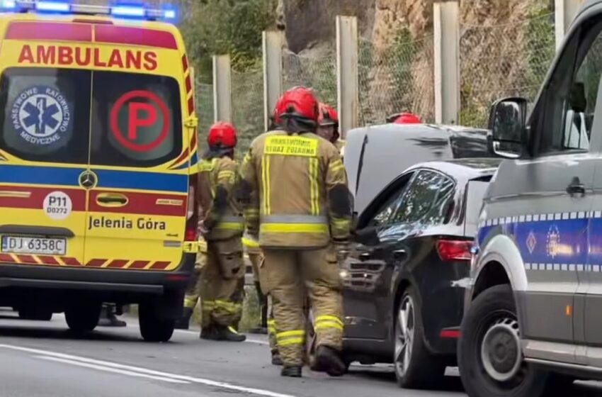  Zderzenie samochodów w Rybnicy